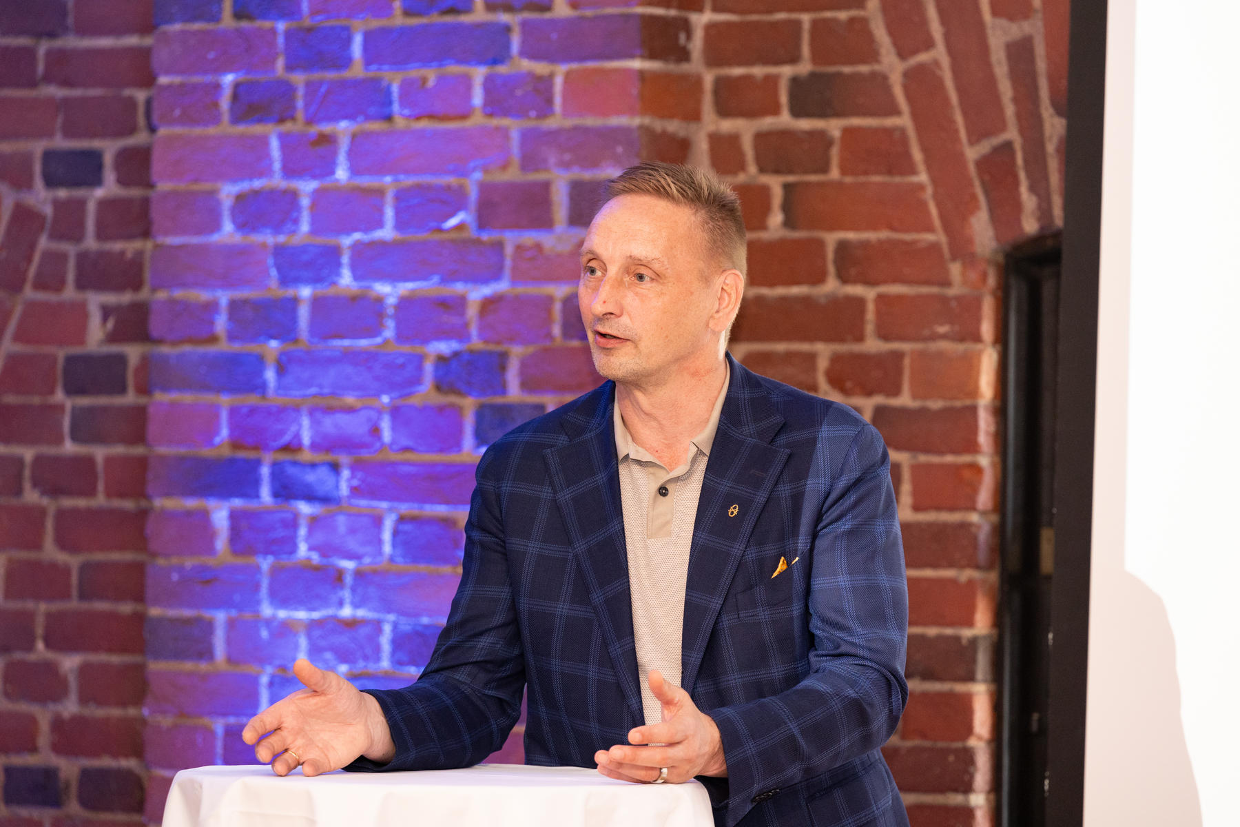 “Meillä on tapana ajatella pitkällä tähtäimellä, joten haluamme verkostoitua opiskelijoiden kanssa jo opintojen aikana,” Nikula kertoo.